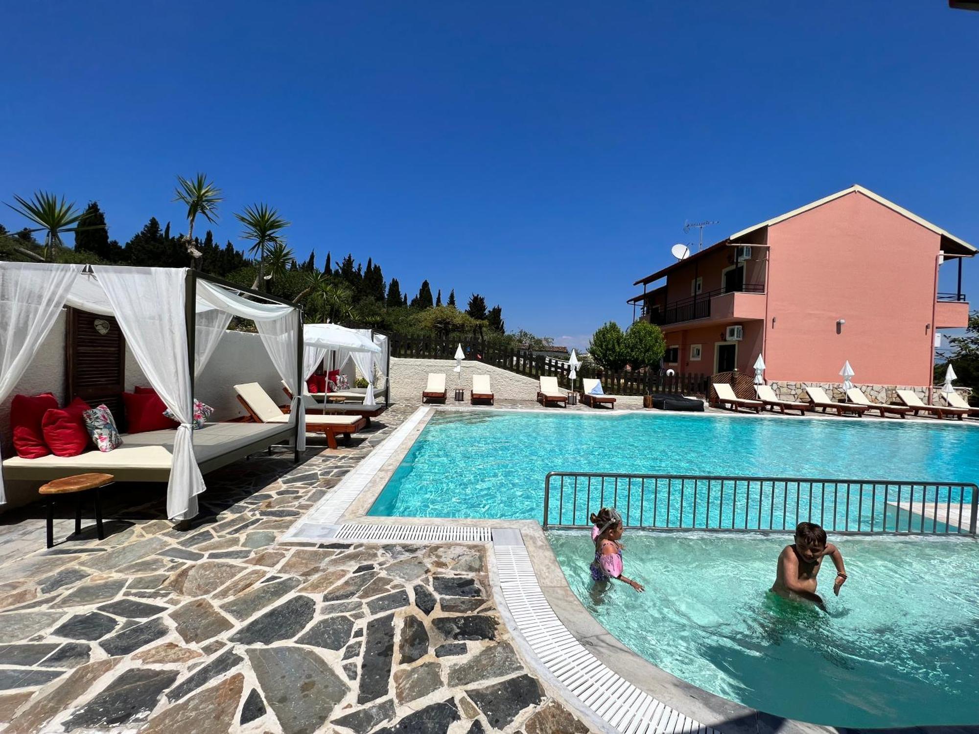Othonas Hotel apartamentowy Sidari (Corfu)